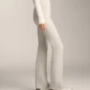 Pantaloni a vita alta, larghi e caldi, con tasche Pantaloni a vita alta, larghi e caldi, con tasche