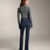 Pantaloni a vita alta, larghi e caldi, con tasche Pantaloni a vita alta, larghi e caldi, con tasche