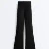 Pantaloni a zampa d’elefante a vita alta effetto neoprene Pantaloni a zampa d’elefante a vita alta effetto neoprene
