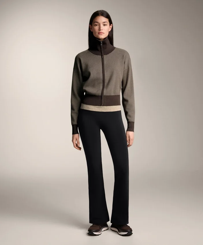 Pantaloni a zampa extra caldi senza cuciture a vita altissima Pantaloni a zampa extra caldi senza cuciture a vita altissima