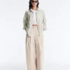 Pantaloni affusolati a pieghe in 100% cotone Pantaloni affusolati a pieghe in 100% cotone