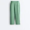 Pantaloni capri in piqué con passanti in cotone Pantaloni capri in piqué con passanti in cotone