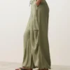 Pantaloni cargo a zampa d’elefante in 100% lino Pantaloni cargo a zampa d’elefante in 100% lino
