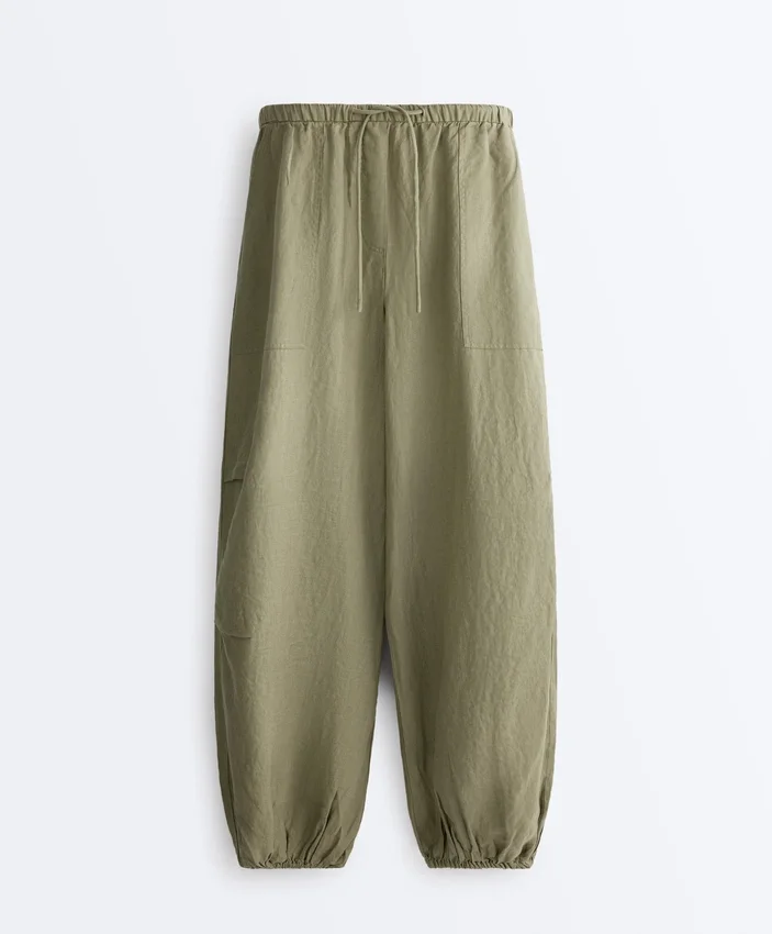 Pantaloni cargo a zampa d’elefante in 100% lino Pantaloni cargo a zampa d’elefante in 100% lino