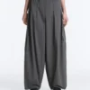 Pantaloni cargo in nylon idrorepellente Pantaloni cargo in nylon idrorepellente