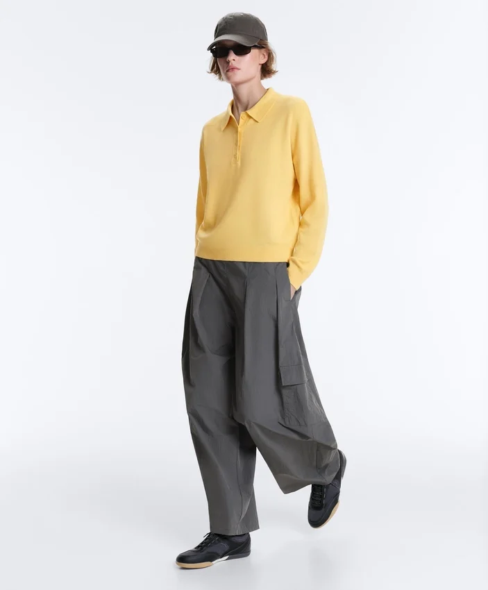 Pantaloni cargo in nylon idrorepellente Pantaloni cargo in nylon idrorepellente