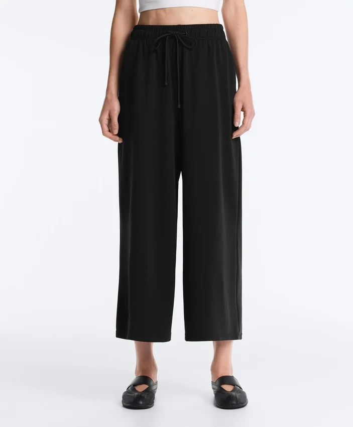 Pantaloni cropped a gamba larga Soft Touch con modal Pantaloni cropped a gamba larga Soft Touch con modal