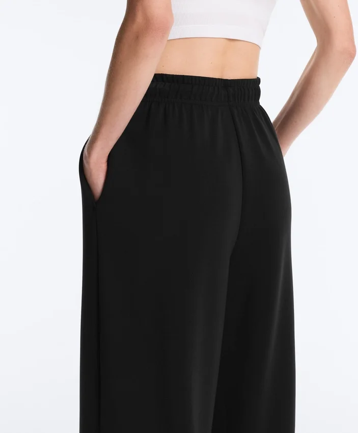 Pantaloni cropped a gamba larga Soft Touch con modal Pantaloni cropped a gamba larga Soft Touch con modal