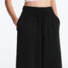 Pantaloni cropped a gamba larga Soft Touch con modal Pantaloni cropped a gamba larga Soft Touch con modal