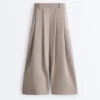 Pantaloni cropped a gamba larga Soft Touch con modal e pieghe Pantaloni cropped a gamba larga Soft Touch con modal e pieghe
