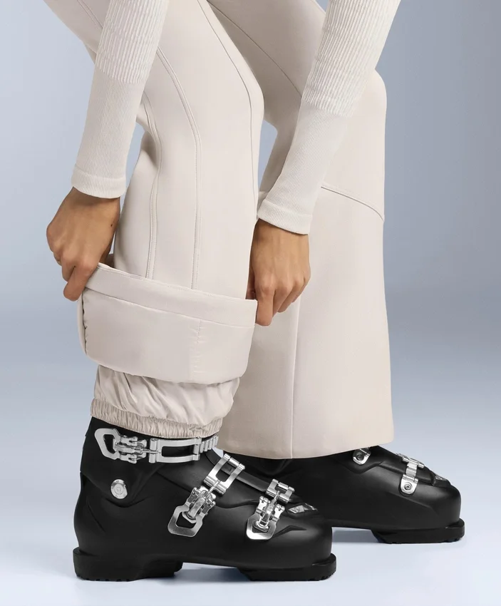 Pantaloni da sci elasticizzati a vita alta e a zampa d’elefante, resistenti all’acqua Pantaloni da sci elasticizzati a vita alta e a zampa d’elefante, resistenti all’acqua