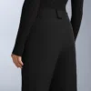 Pantaloni da sci Primaloft® Feel the Performance Tm impermeabili a gamba dritta e dal taglio comodo Pantaloni da sci Primaloft® Feel the Performance Tm impermeabili a gamba dritta e dal taglio comodo