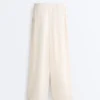 Pantaloni dritti in misto lyocell e 24% lino Pantaloni dritti in misto lyocell e 24% lino