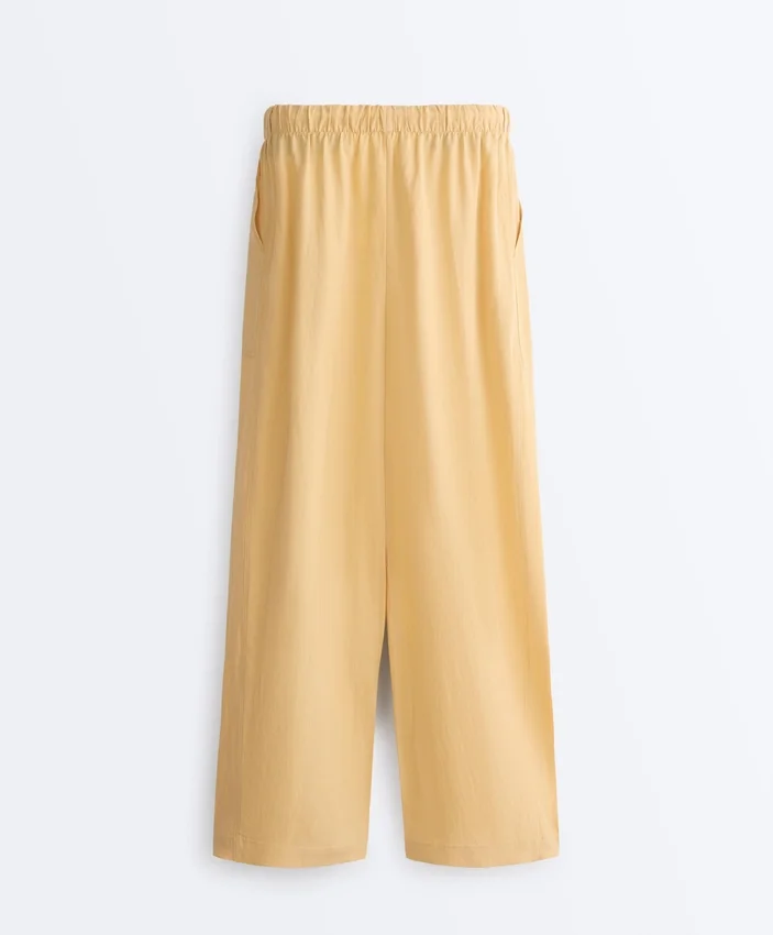 Pantaloni dritti in misto lyocell e 24% lino Pantaloni dritti in misto lyocell e 24% lino
