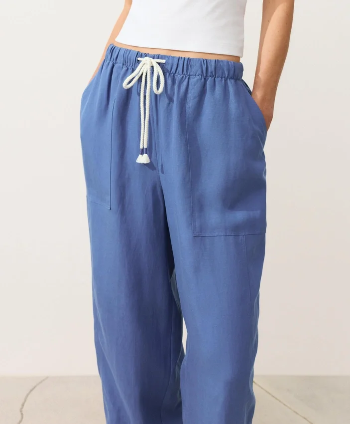 Pantaloni dritti in misto lyocell e 24% lino Pantaloni dritti in misto lyocell e 24% lino
