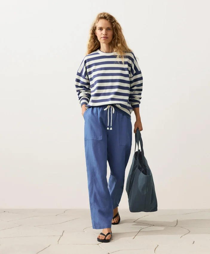 Pantaloni dritti in misto lyocell e 24% lino Pantaloni dritti in misto lyocell e 24% lino