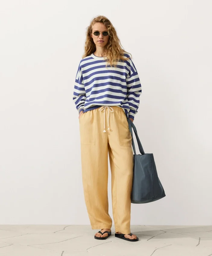 Pantaloni dritti in misto lyocell e 24% lino Pantaloni dritti in misto lyocell e 24% lino