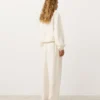 Pantaloni dritti in misto lyocell e 24% lino Pantaloni dritti in misto lyocell e 24% lino