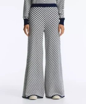 Pantaloni in maglia a gamba larga a righe diagonali