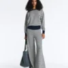 Maglione in maglia a righe diagonali