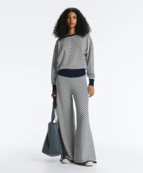 Maglione in maglia a righe diagonali