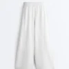 Pantaloni in maglia a vestibilità dritta Pantaloni in maglia a vestibilità dritta