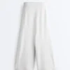 Pantaloni in maglia a vestibilità dritta Pantaloni in maglia a vestibilità dritta