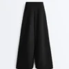 Pantaloni lunghi a gamba larga in modal Soft Touch e con pieghe Pantaloni lunghi a gamba larga in modal Soft Touch e con pieghe