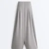Pantaloni lunghi a pieghe in modal Soft Touch Pantaloni lunghi a pieghe in modal Soft Touch
