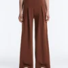 Pantaloni lunghi in modal Soft Touch con dettaglio a pieghe Pantaloni lunghi in modal Soft Touch con dettaglio a pieghe