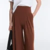 Pantaloni lunghi in modal Soft Touch con dettaglio a pieghe Pantaloni lunghi in modal Soft Touch con dettaglio a pieghe