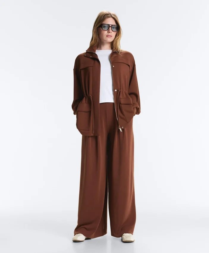 Pantaloni lunghi in modal Soft Touch con dettaglio a pieghe Pantaloni lunghi in modal Soft Touch con dettaglio a pieghe
