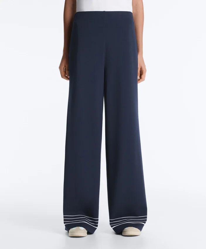 Pantaloni Soft Touch in modal morbido al tatto con dettagli a righe marinare Pantaloni Soft Touch in modal morbido al tatto con dettagli a righe marinare