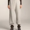 Pantaloni tuta in cotone dalla vestibilità comoda Pantaloni tuta in cotone dalla vestibilità comoda