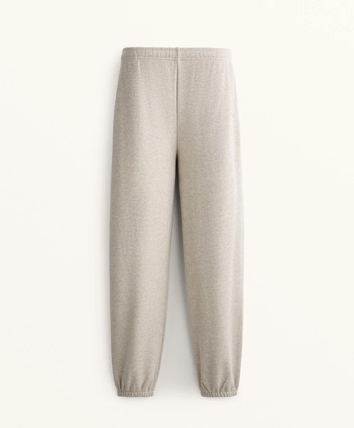 Pantaloni tuta in cotone dalla vestibilità comoda Pantaloni tuta in cotone dalla vestibilità comoda