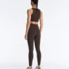 Reggiseno sportivo compressivo a sostegno medio con effetto ondulato