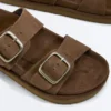 Sandali con plateau in pelle crosta con fibbia Sandali con plateau in pelle crosta con fibbia