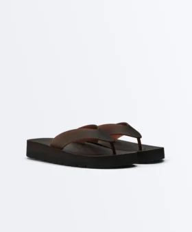 Sandali da spiaggia con zeppa
