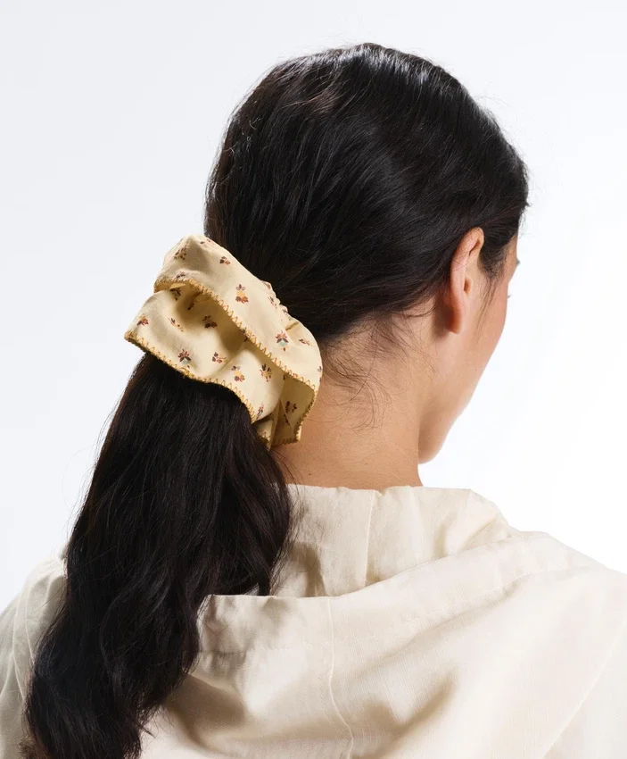 Scrunchie per capelli grande con stampa Scrunchie per capelli grande con stampa