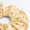 Scrunchie per capelli grande con stampa Scrunchie per capelli grande con stampa
