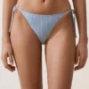 Slip bikini a copertura media a righe testurizzate con lacci