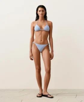 Slip bikini a copertura media a righe testurizzate con lacci