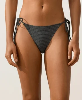 Slip bikini a copertura media con lacci in jacquard effetto lavato