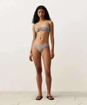 Slip bikini a copertura media con taglio a U a righe