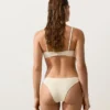 Slip bikini a copertura media con taglio a U in tessuto stropicciato Slip bikini a copertura media con taglio a U in tessuto stropicciato