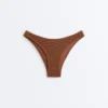 Slip bikini a copertura media con taglio a U in tessuto stropicciato Slip bikini a copertura media con taglio a U in tessuto stropicciato