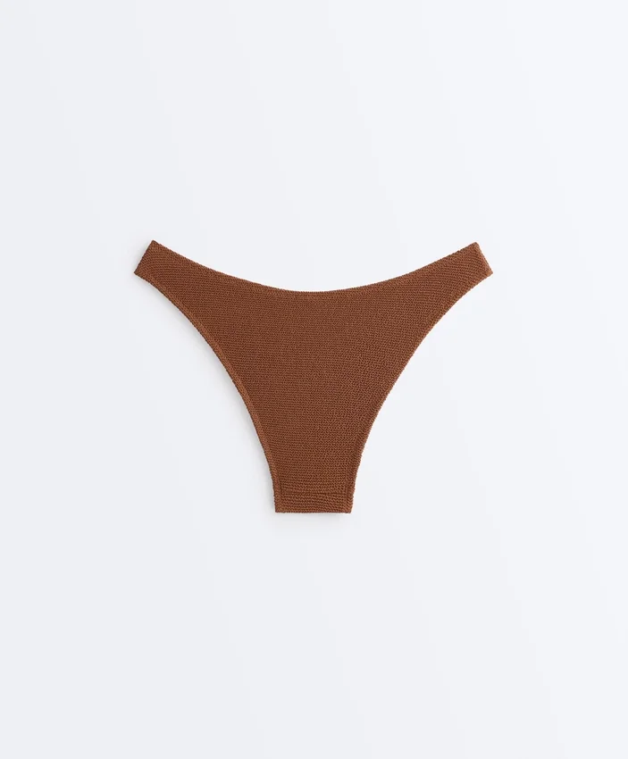 Slip bikini a copertura media con taglio a U in tessuto stropicciato Slip bikini a copertura media con taglio a U in tessuto stropicciato