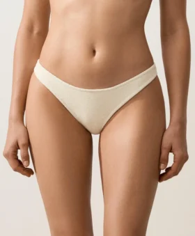 Slip bikini brasiliano con taglio a U in tessuto stropicciato