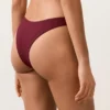 Slip bikini brasiliano in jacquard a quadretti mini con taglio a U Slip bikini brasiliano in jacquard a quadretti mini con taglio a U