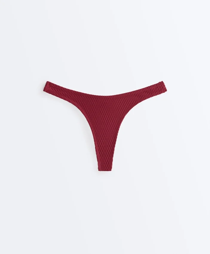 Slip bikini brasiliano in jacquard a quadretti mini con taglio a U Slip bikini brasiliano in jacquard a quadretti mini con taglio a U